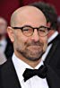 How tall is Stanley Tucci?